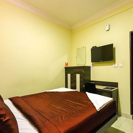 אוטי Oyo 7987 Hotel Carnation מראה חיצוני תמונה