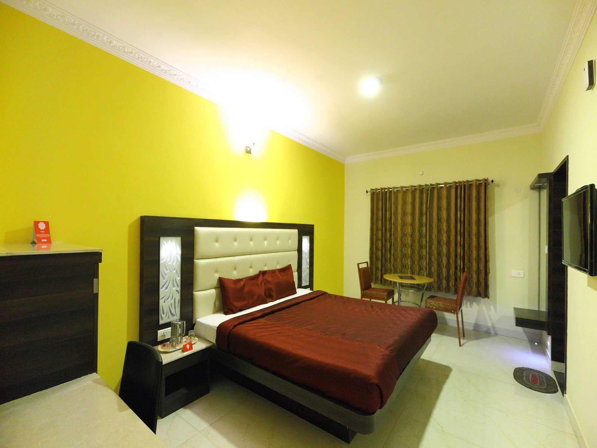 אוטי Oyo 7987 Hotel Carnation מראה חיצוני תמונה