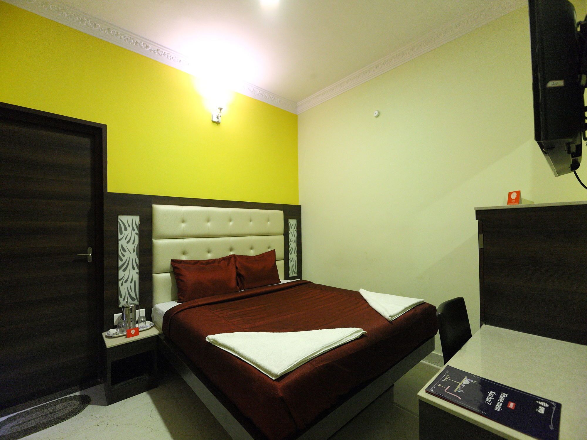 אוטי Oyo 7987 Hotel Carnation מראה חיצוני תמונה